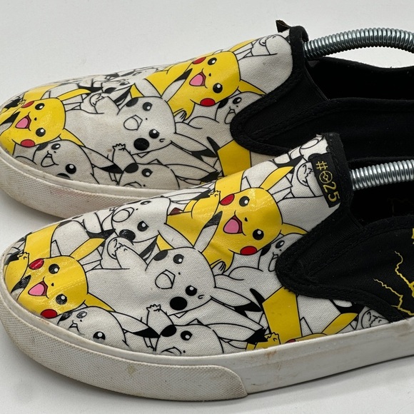 Pokemon Pikachu Shoes‎ Canvas Slip Ons Men\'s New Groundup Size 11.5 main image 14